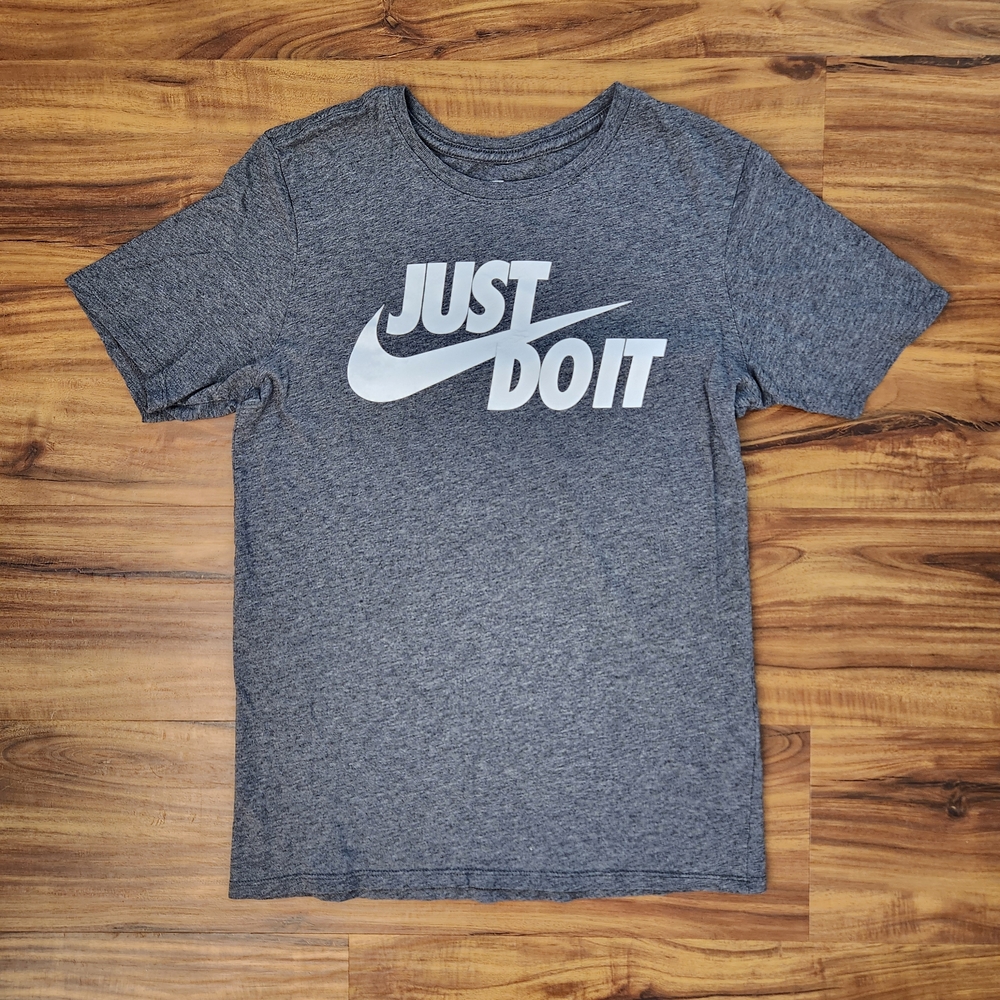 Nike Just Do It Gray Logo Tshirt Size Small